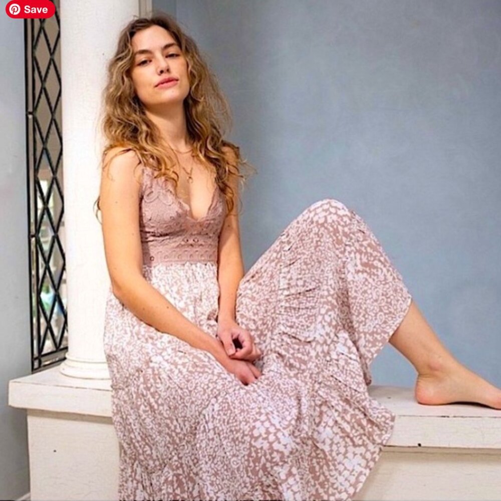 Chrysanthemum Blush Lace & Floral Maxi Dress – Size S